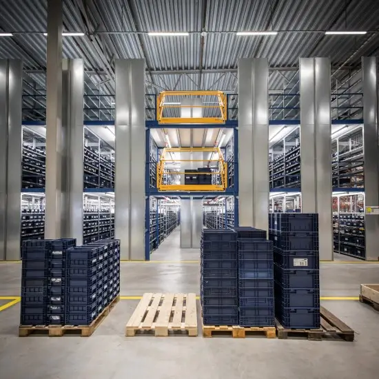 Variogate-palletgate-on-mezzanine-second-and-thirdfloor-in-warehouse